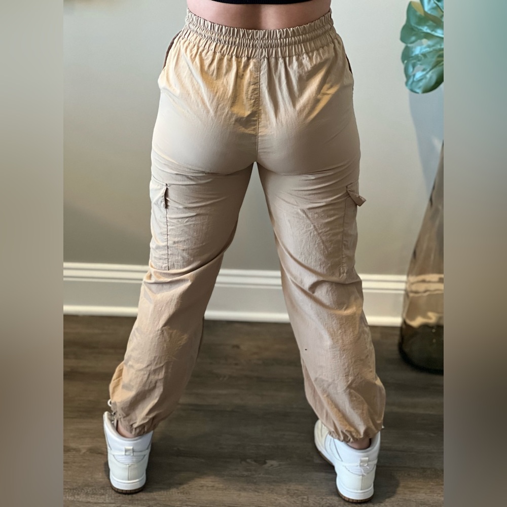 Jogger - Picture 4 of 6
